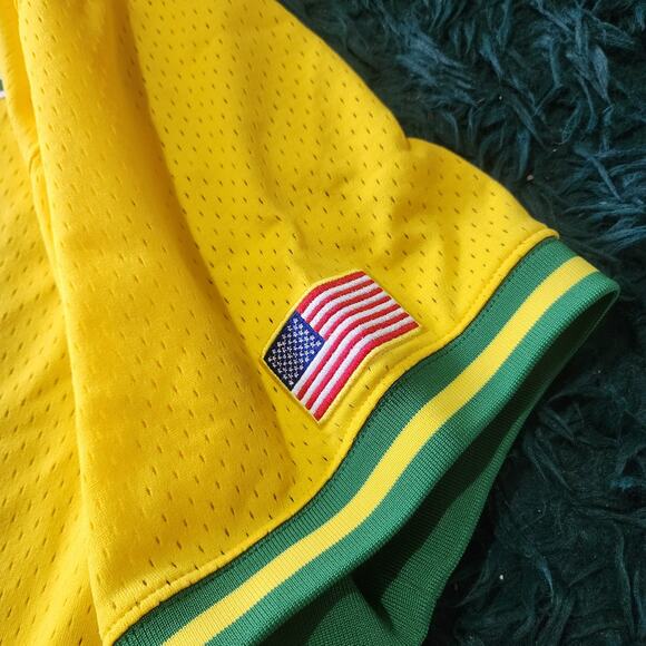 Mitchell & Ness Oakland Athletics #25 Cooperstown Authentic Collection Jersey - Picture 6 of 7